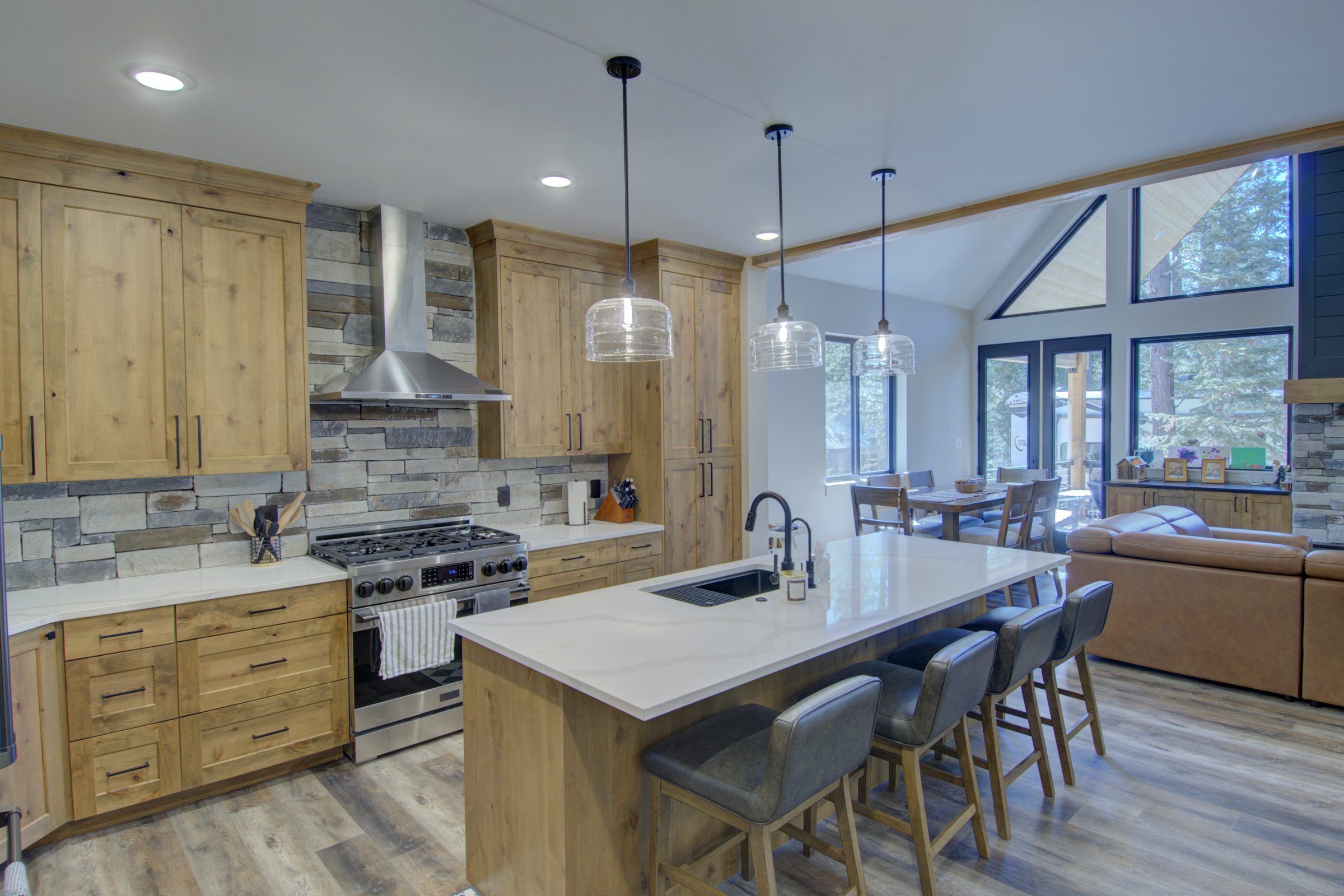 The Plumlee — kitchen thumbnail